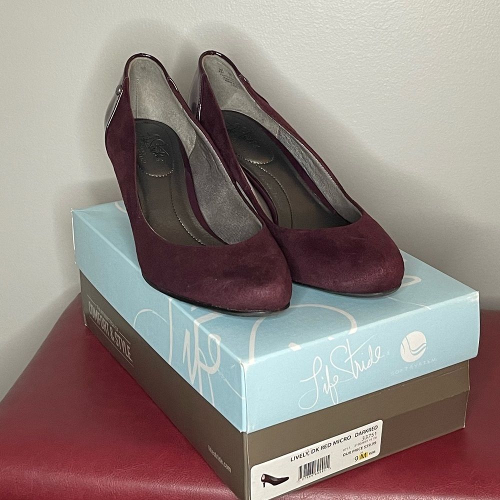 Life Stride Lively Flex Comfort Dark Red Womens Heels Size 9‎